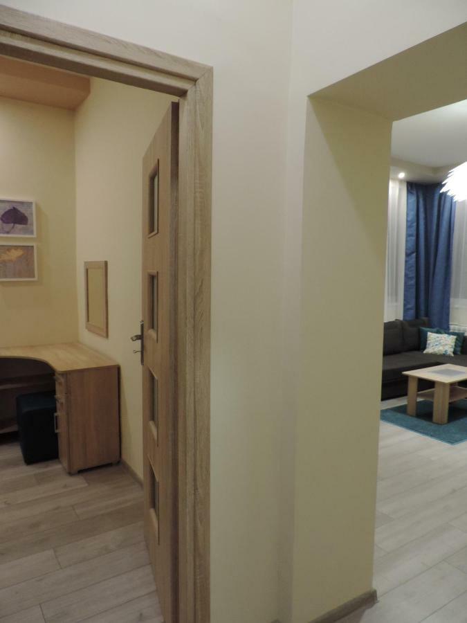 Apartament Blue Krosno Exterior photo